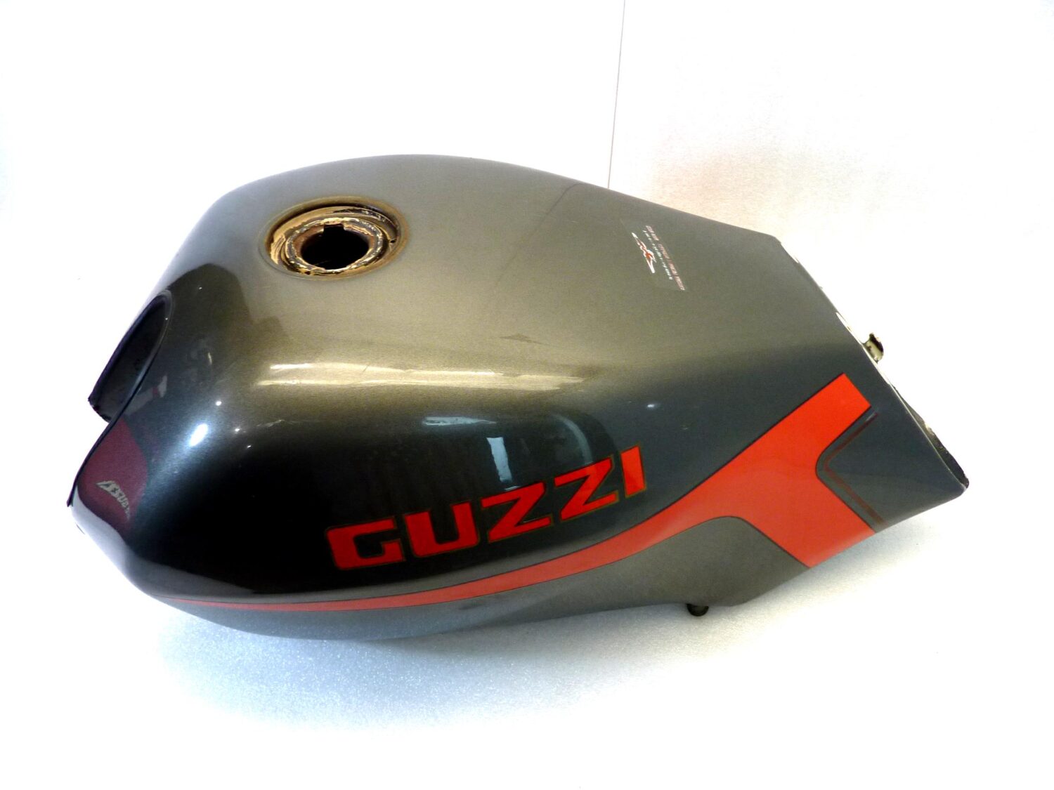 Serbatoio benzina Guzzi V35 III 3 1985 - 1992 carburante - immagine 11