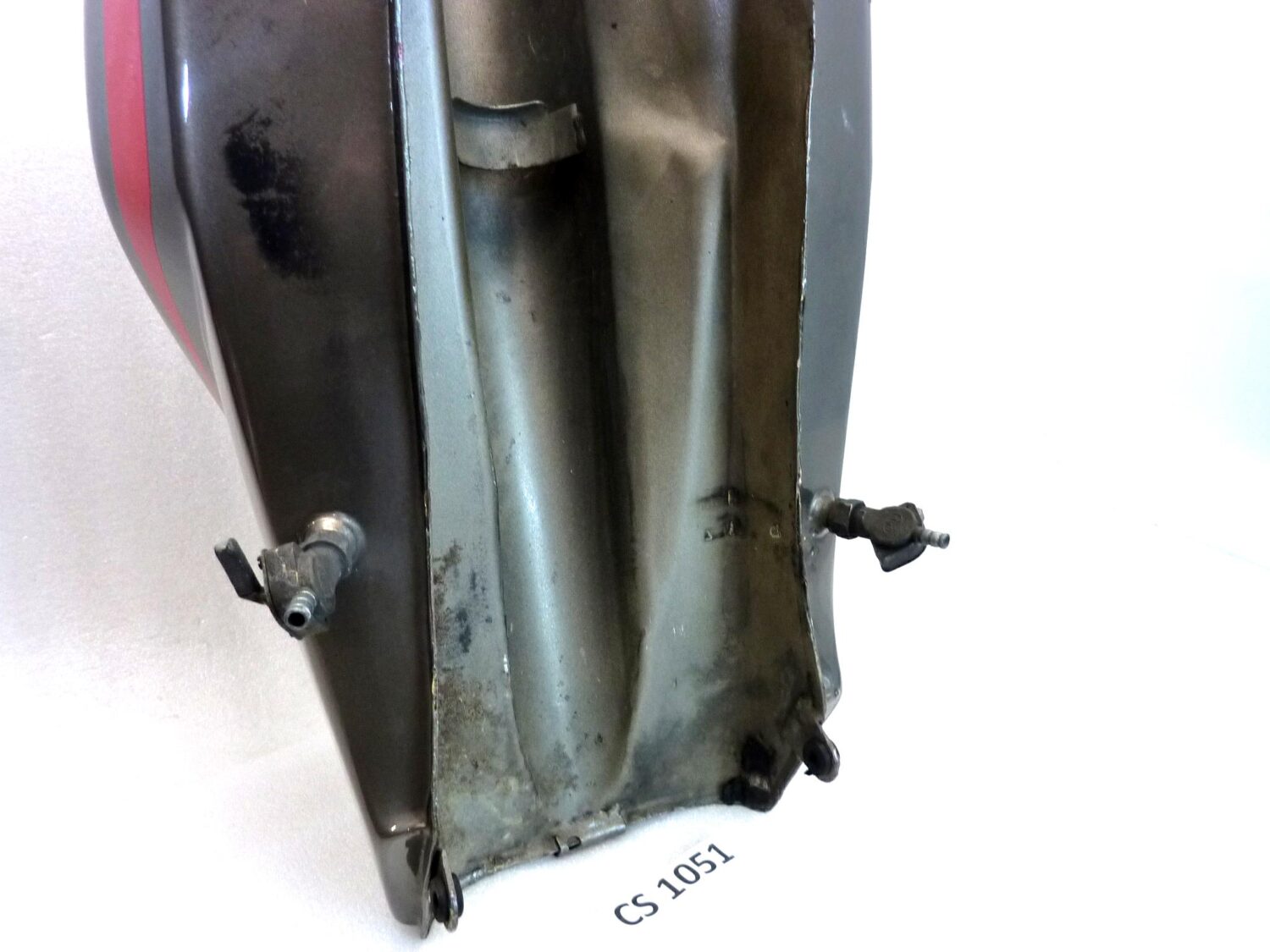 Serbatoio benzina Guzzi 1000 Mille GT 850 T5 con chiave sportellino carburante - immagine 14