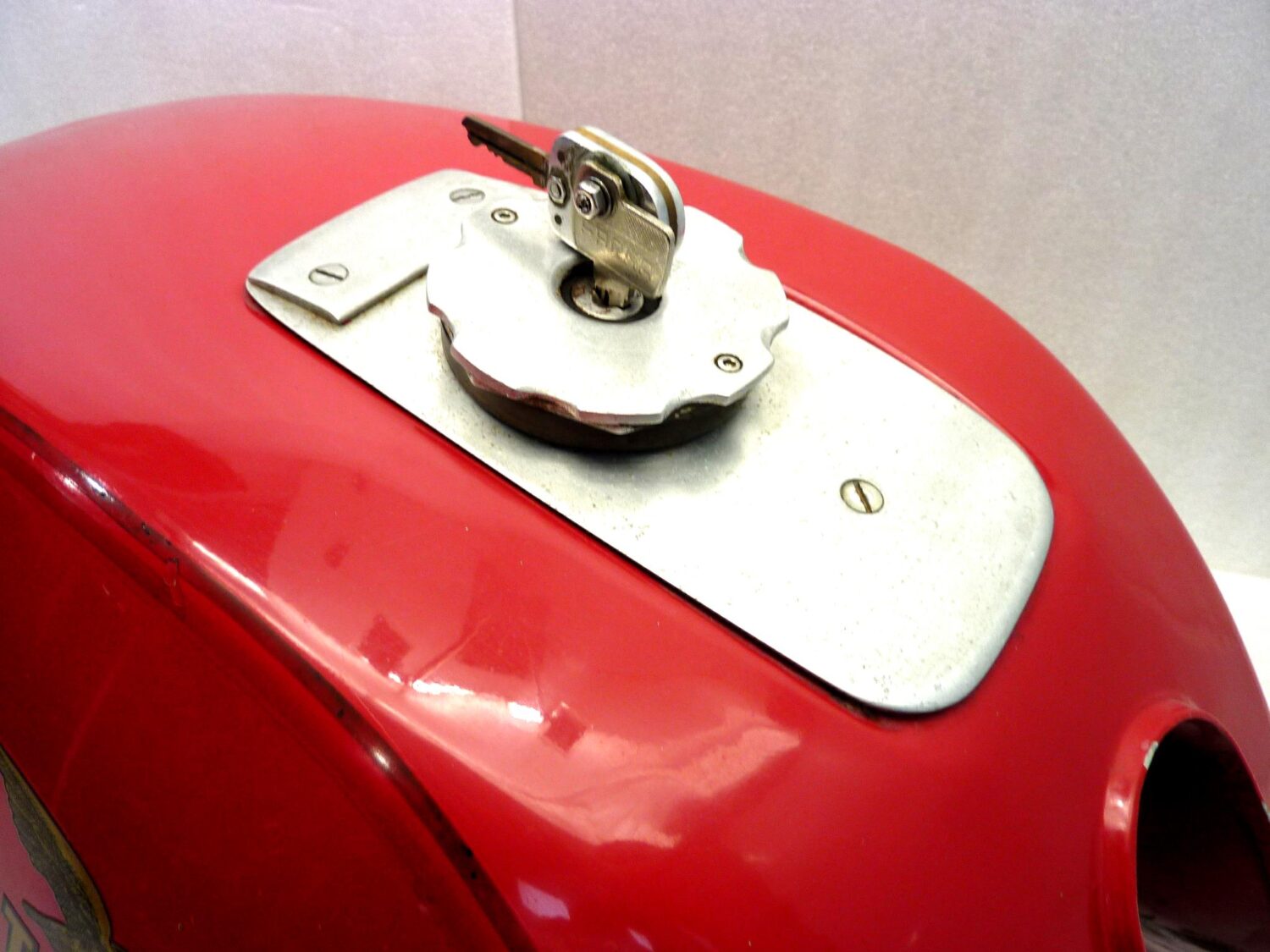 Serbatoio benzina Guzzi T5 SP II Mille GT Strada 1000 GU28100233 carburante - immagine 2