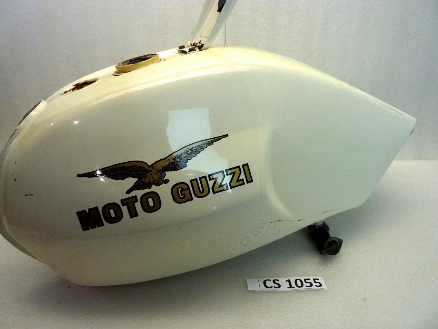 Serbatoio benzina Guzzi V35 IMOLA 2 V65 LARIO carburante - immagine 3