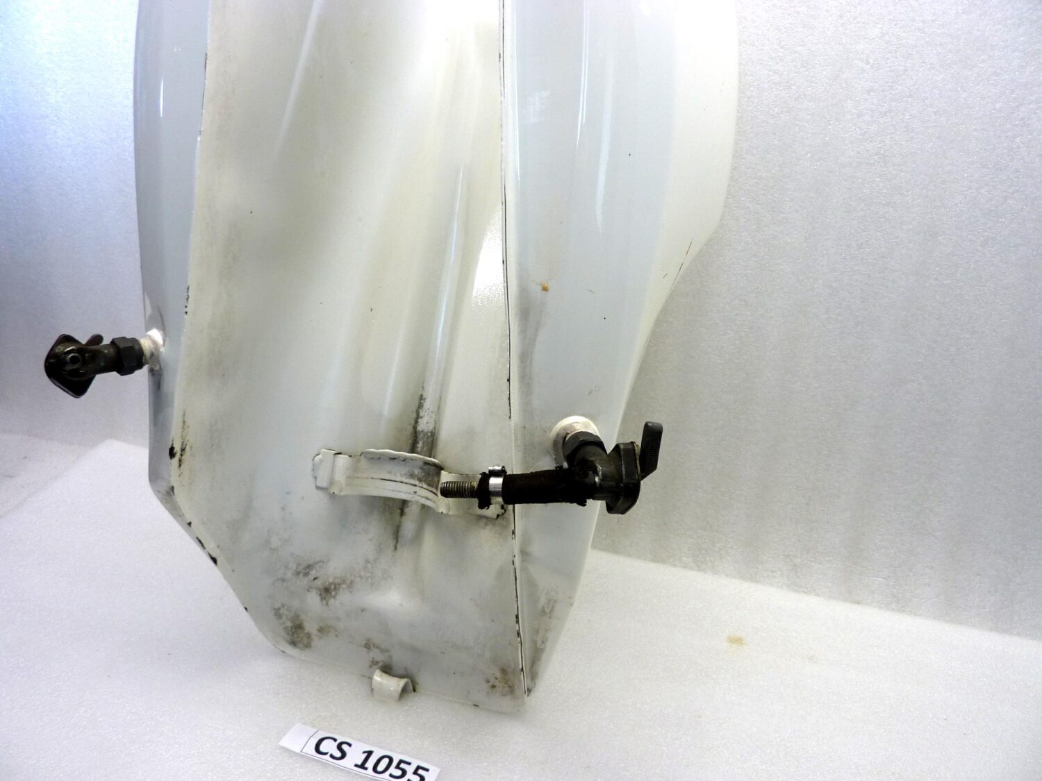 Serbatoio benzina Guzzi V35 IMOLA 2 V65 LARIO carburante - immagine 19