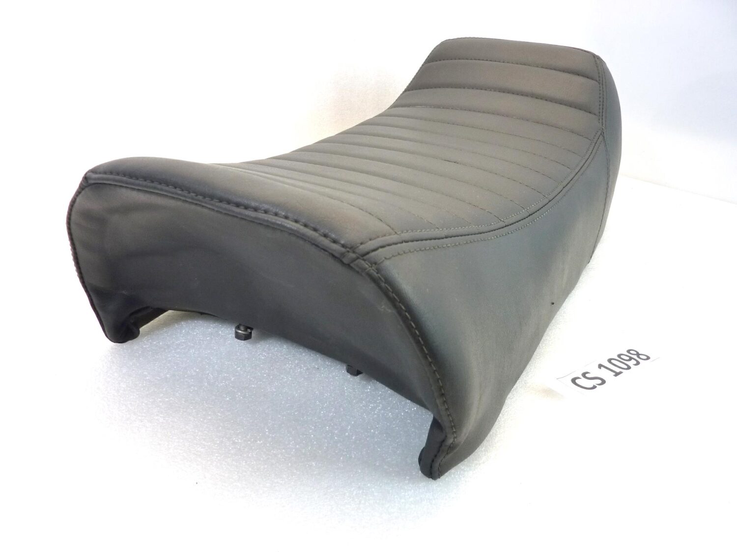 Sella Moto Guzzi V65 SP modificata corsa - immagine 2
