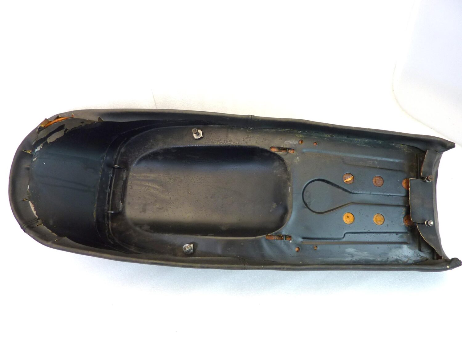Sella Moto Guzzi V65 SP modificata corsa - immagine 9