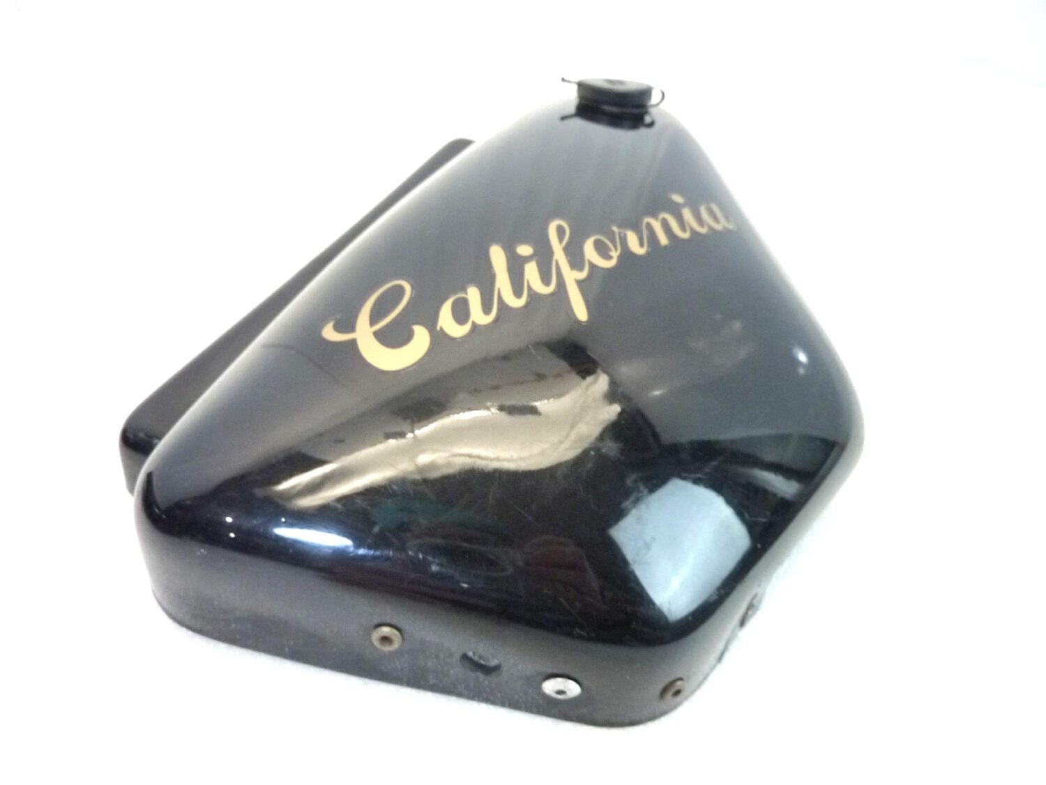 Fiancatine Guzzi California coppia destra sinistra fianchetti carena Classic-Touring, 2006 - 2007
EV, 1997- 2005
EV Touring 80°, 2001 - 2002
Jackal, 1999 - 2002
Stone, 2001 - 2003
Stone/Metal, 2002 -
Stone/Touring CAT, 2003 - 2004
Vintage, 2006 - 2007
Aquila Nera - immagine 7