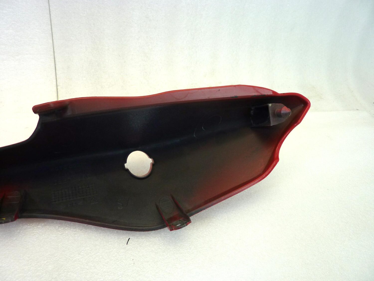 Carena posteriore sinistra Guzzi Breva 1100 cod 05573330 laterale fiancatina - immagine 9