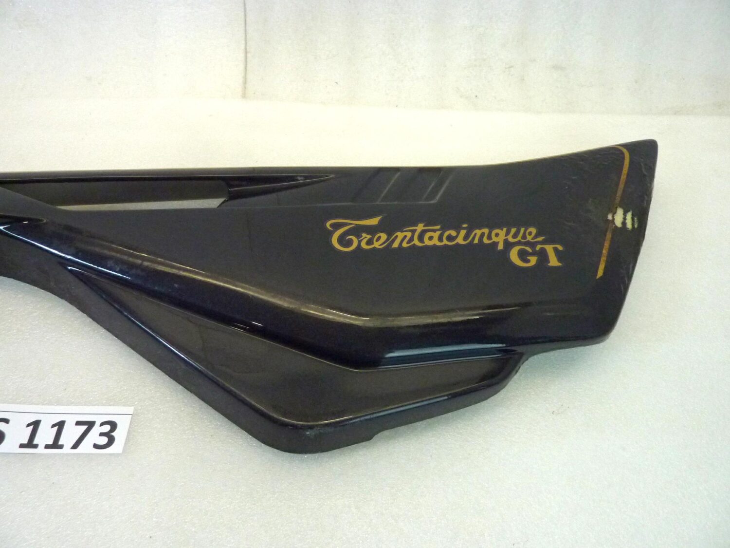Carena laterale fiancatina destra Guzzi V35 GT III fianchetto vedi foto - immagine 3