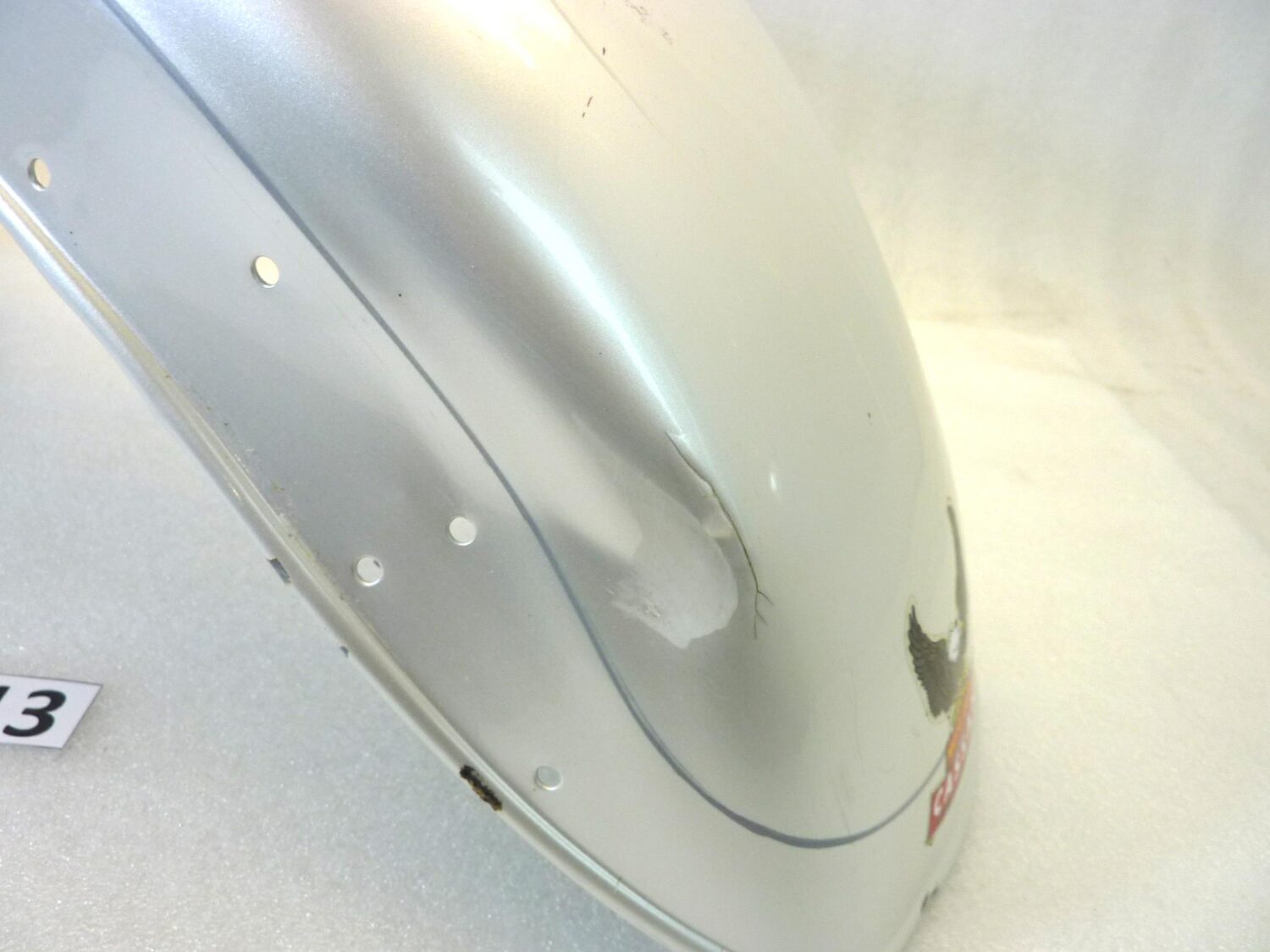 Parafango anteriore Guzzi California 1100 Cali. EV PI (1100 ccm, 2003 - 2005)
Classic-Touring (1064 ccm, 2006 - 2011) EV ie Touring (1100 ccm, 2003 - 2005)
EV Touring/80° (1064 ccm, 2001 - 2002)
Special Sport (1100 ccm, 2001 - 2002) - immagine 6