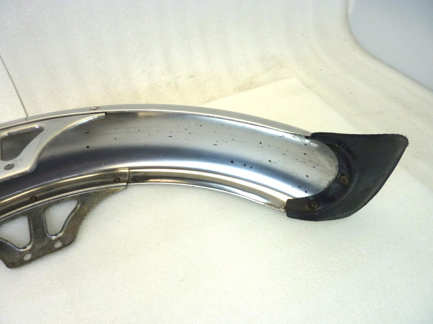 Parafango anteriore Guzzi V35 Custom V65 Custom V35C V65C Florida cod GU23434280 - immagine 10
