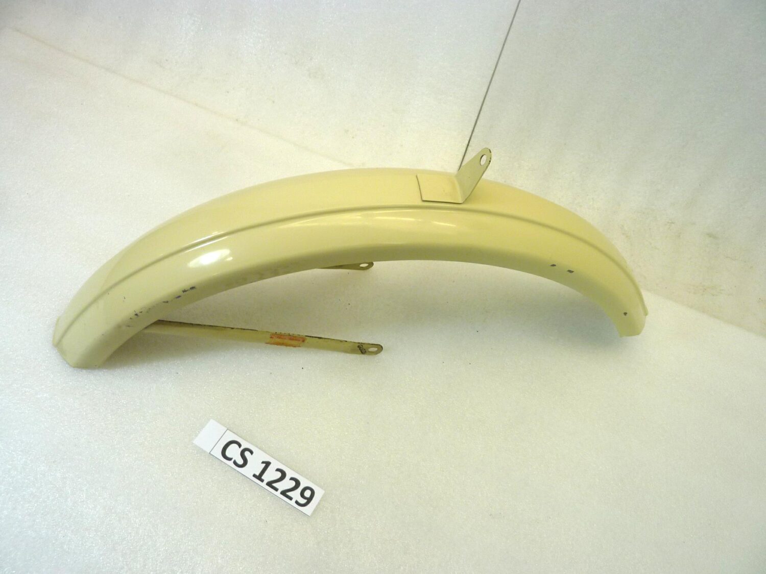 Parafango anteriore Guzzi Trotter cod 45434380 nuovo fondo di magazzino - immagine 3
