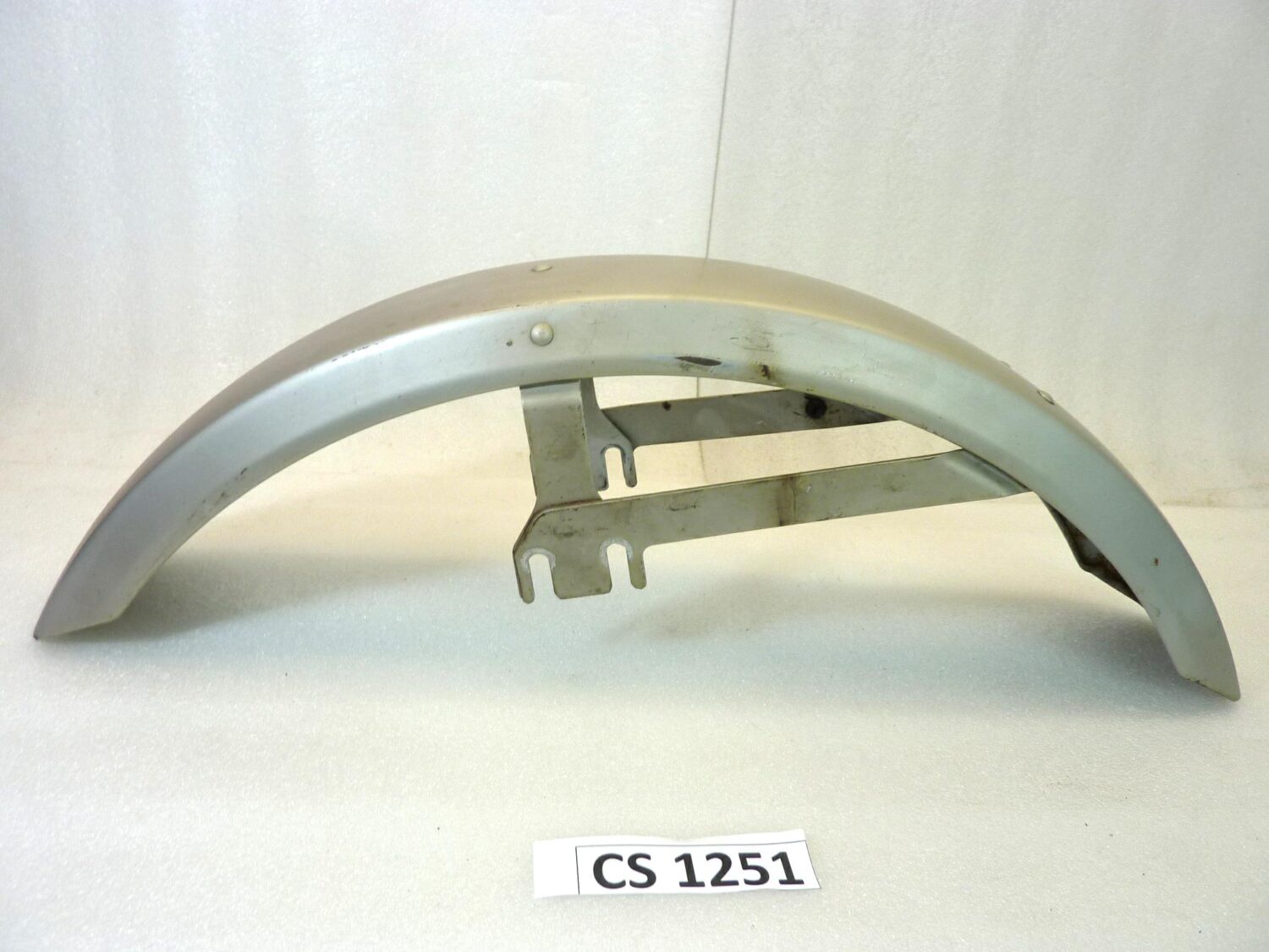 Parafango anteriore Guzzi V35 V50 prima serie GU194343001 - immagine 9
