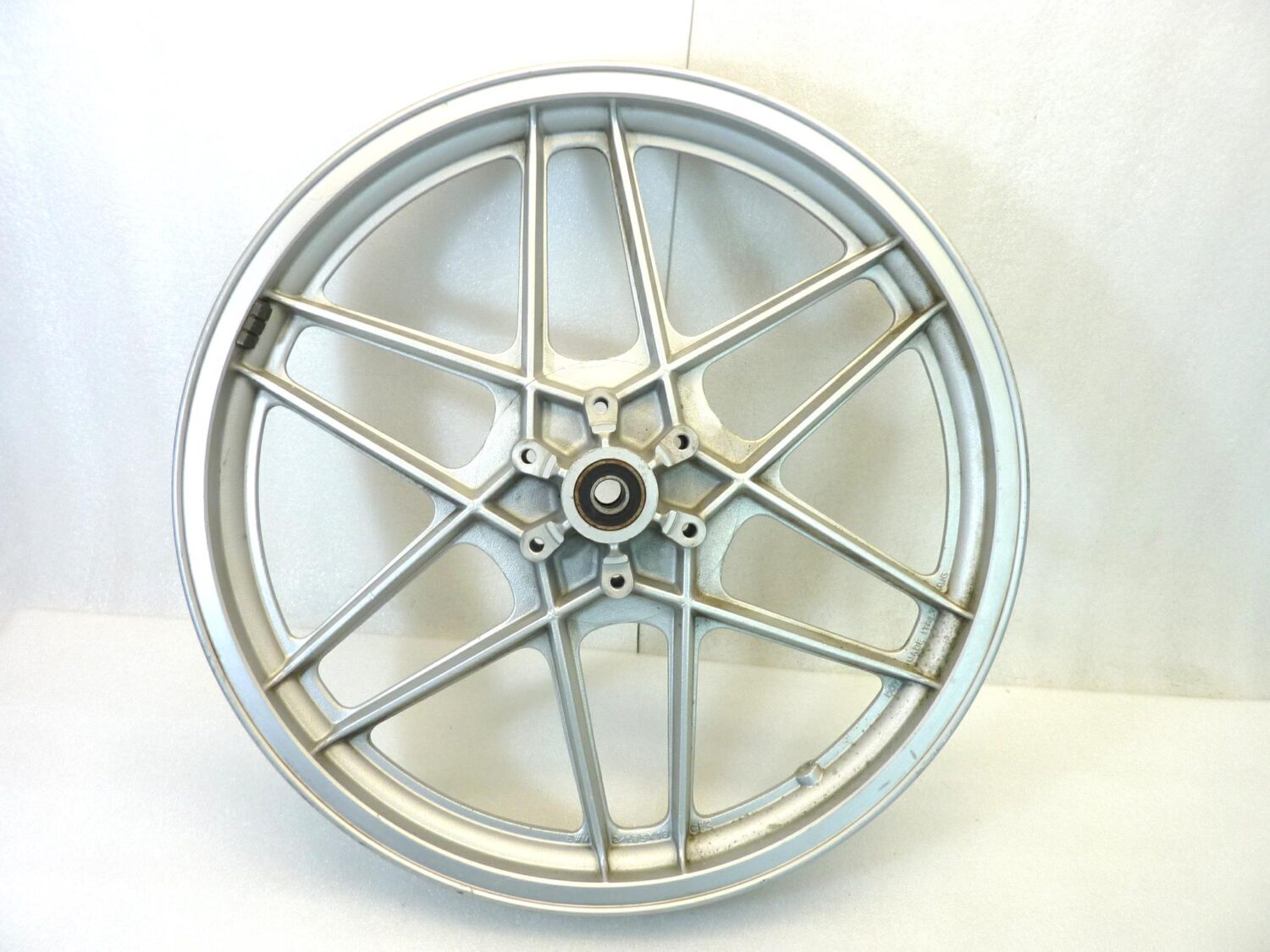 Cerchio anteriore Guzzi V35 V50 2 II 1,85 18 cod GU19610300 GU19610305 vedi foto mozzo ruota - immagine 4