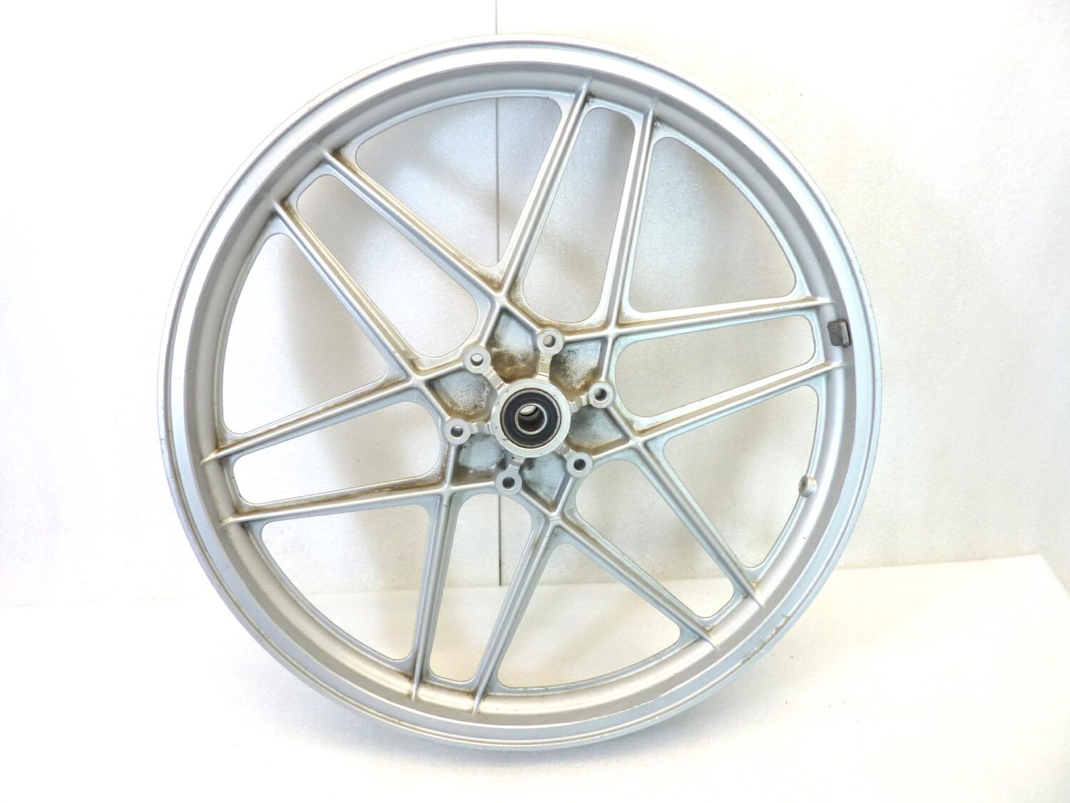 Cerchio anteriore Moto Guzzi V35 V50 2 1,85 x 18 vedi foto mozzo ruota - immagine 9