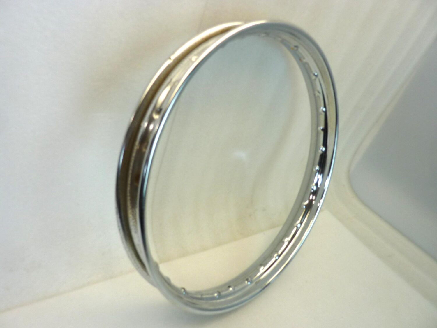 Cerchio moto epoca 16 x 1,50 32 fori Pietro Beretta canale esterno 55 mm interno 38,5 mm ruota Nuovo fondo di magazzino leggi descrizione - immagine 2
