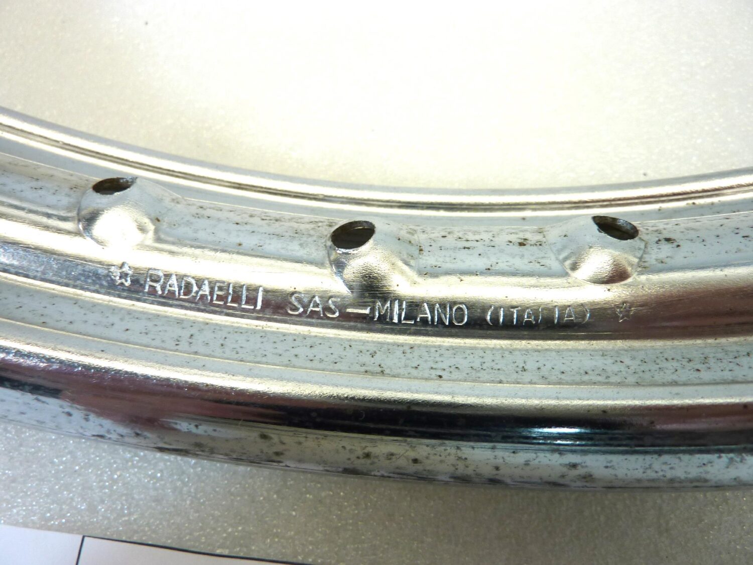 Cerchio moto epoca Radaelli 19 40 fori bordo H canale esterno 59,2 mm interno 38 mm ruota Nuovo fondo di magazzino leggi descrizione - immagine 4