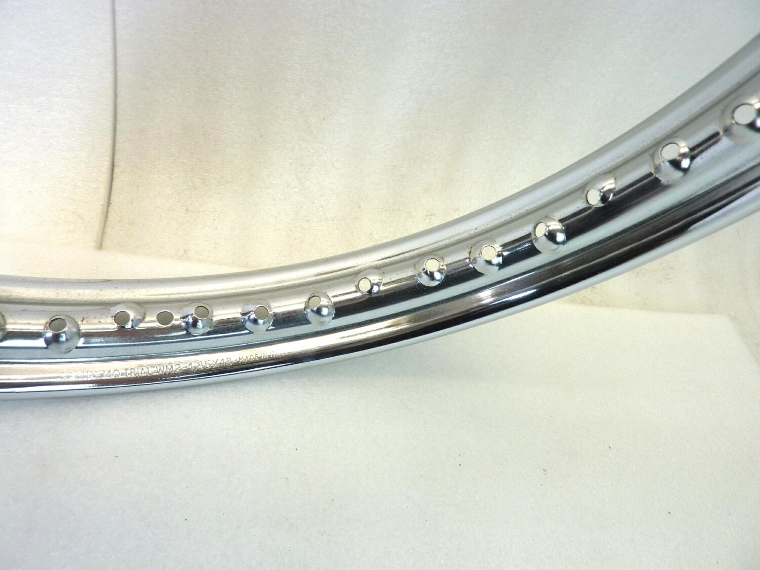 Cerchio moto epoca 18 x 1,85 Sanremo Trial WM2 40 fori canale esterno 67,7 mm interno 47,2 mm ruota Nuovo fondo di magazzino leggi descrizione - immagine 5