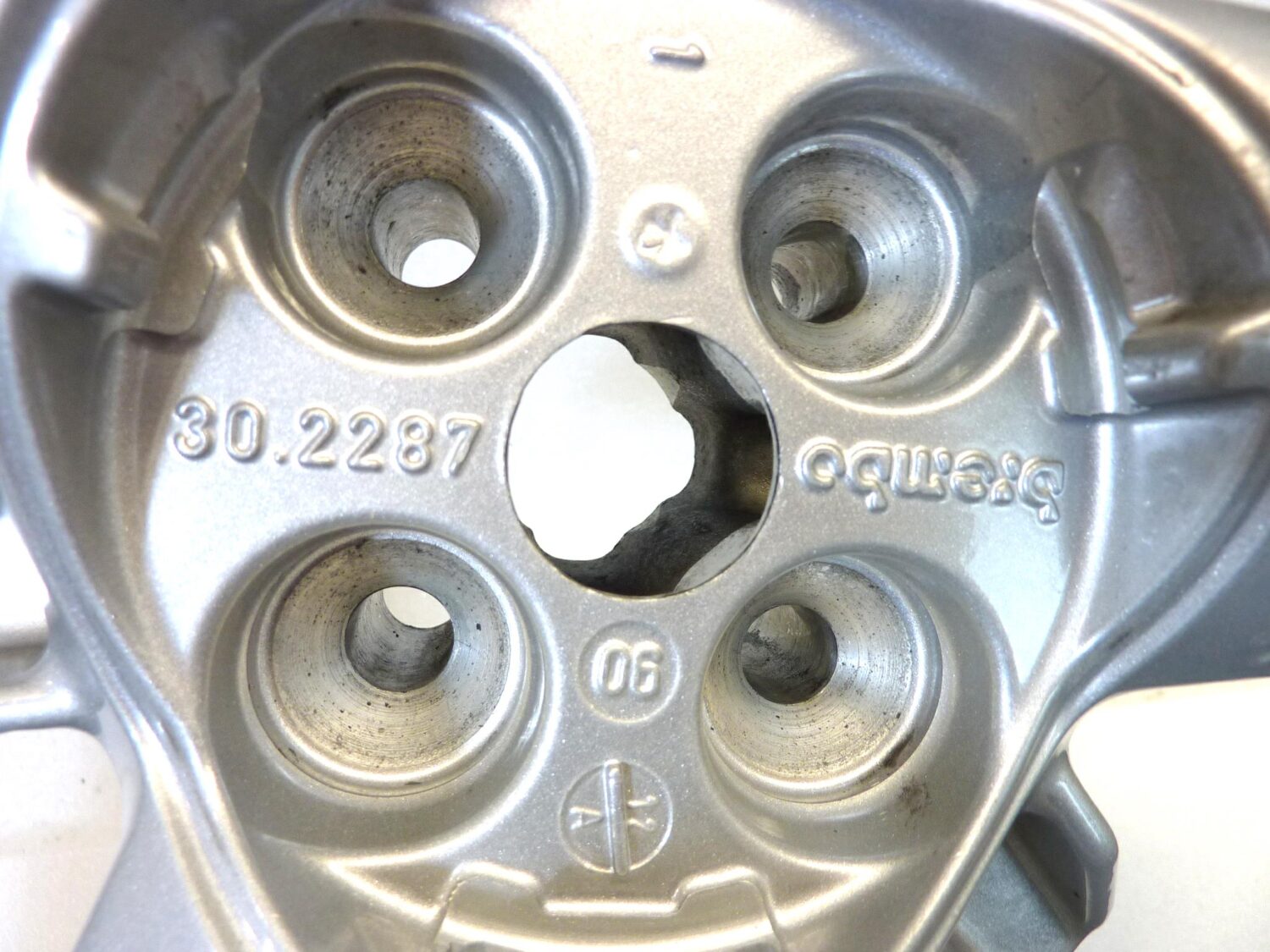 Cerchio posteriore Guzzi Sport 8V 1200 2008 - 2013 Sport 1200 2006 - 2007 Breva V IE 2005 - 2007 17 x 5,5 cod GU05630530/7 ruota - immagine 12