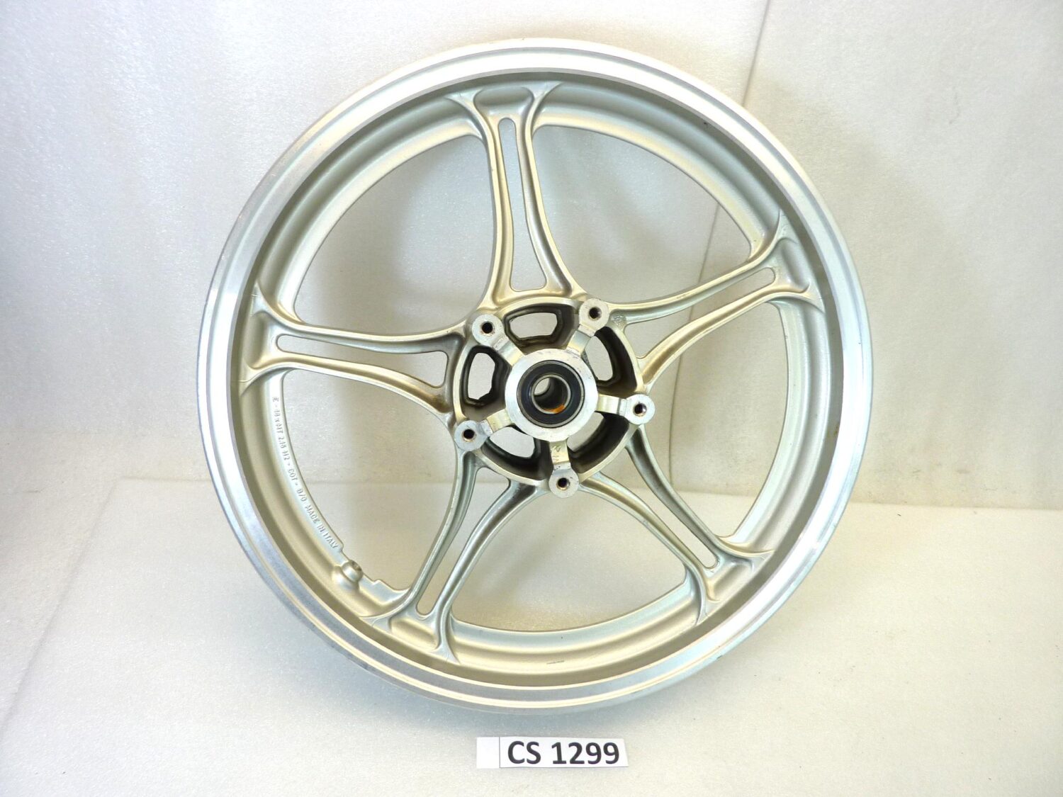 Cerchio anteriore Moto Guzzi Imola Lario 16 x 2,15 ruota