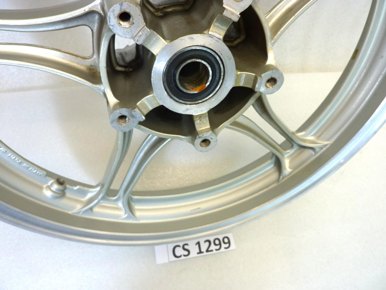 Cerchio anteriore Moto Guzzi Imola Lario 16 x 2,15 ruota - immagine 6