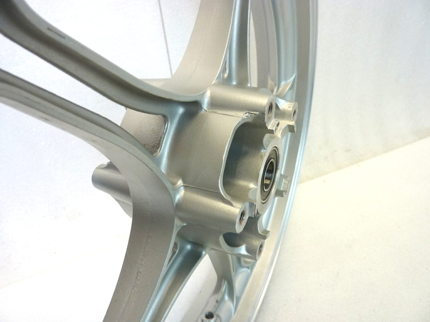 Cerchio anteriore Moto Guzzi Imola Lario 16 x 2,15 ruota - immagine 6