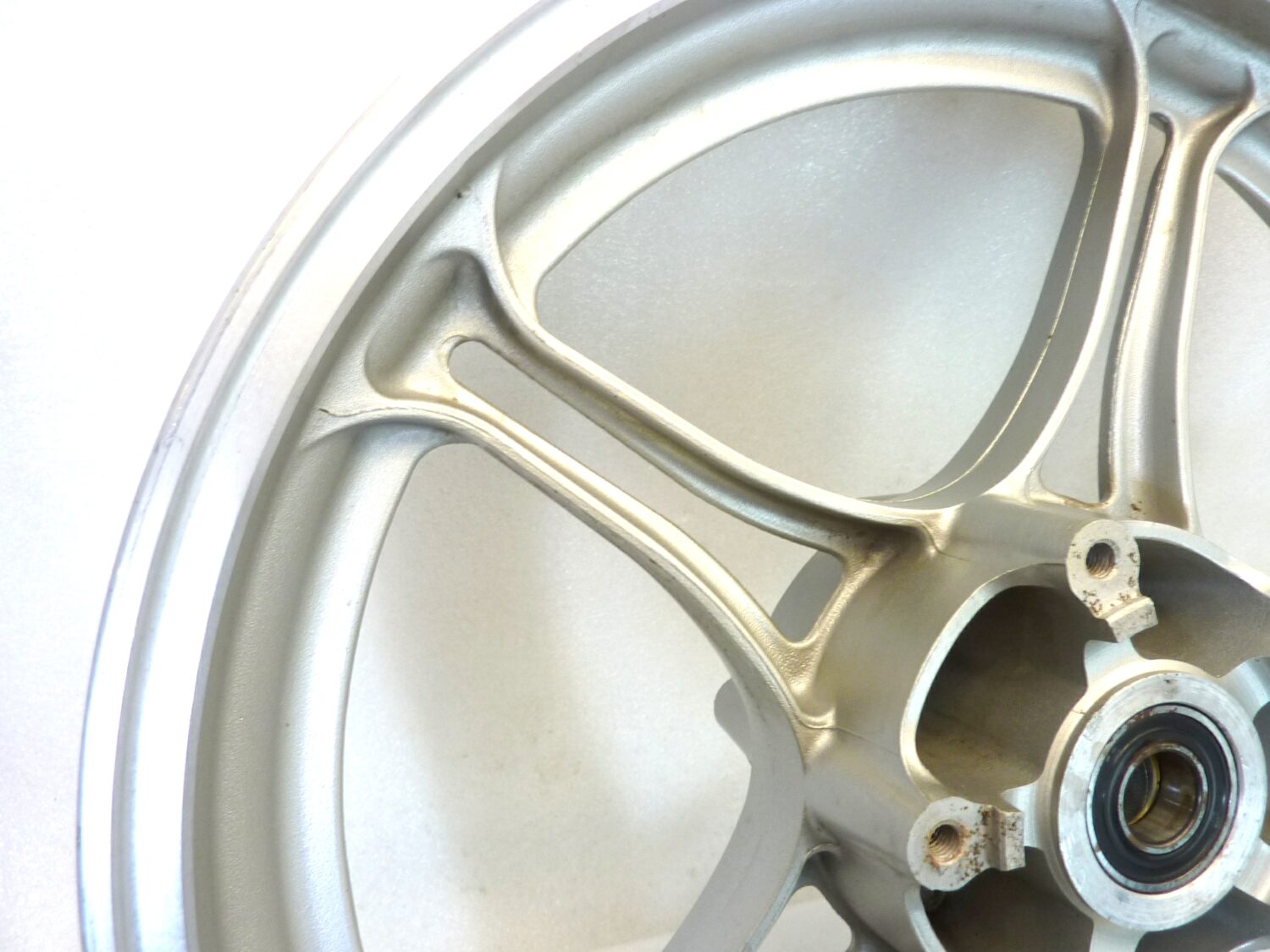 Cerchio anteriore Moto Guzzi Imola Lario 16 x 2,15 ruota - immagine 11