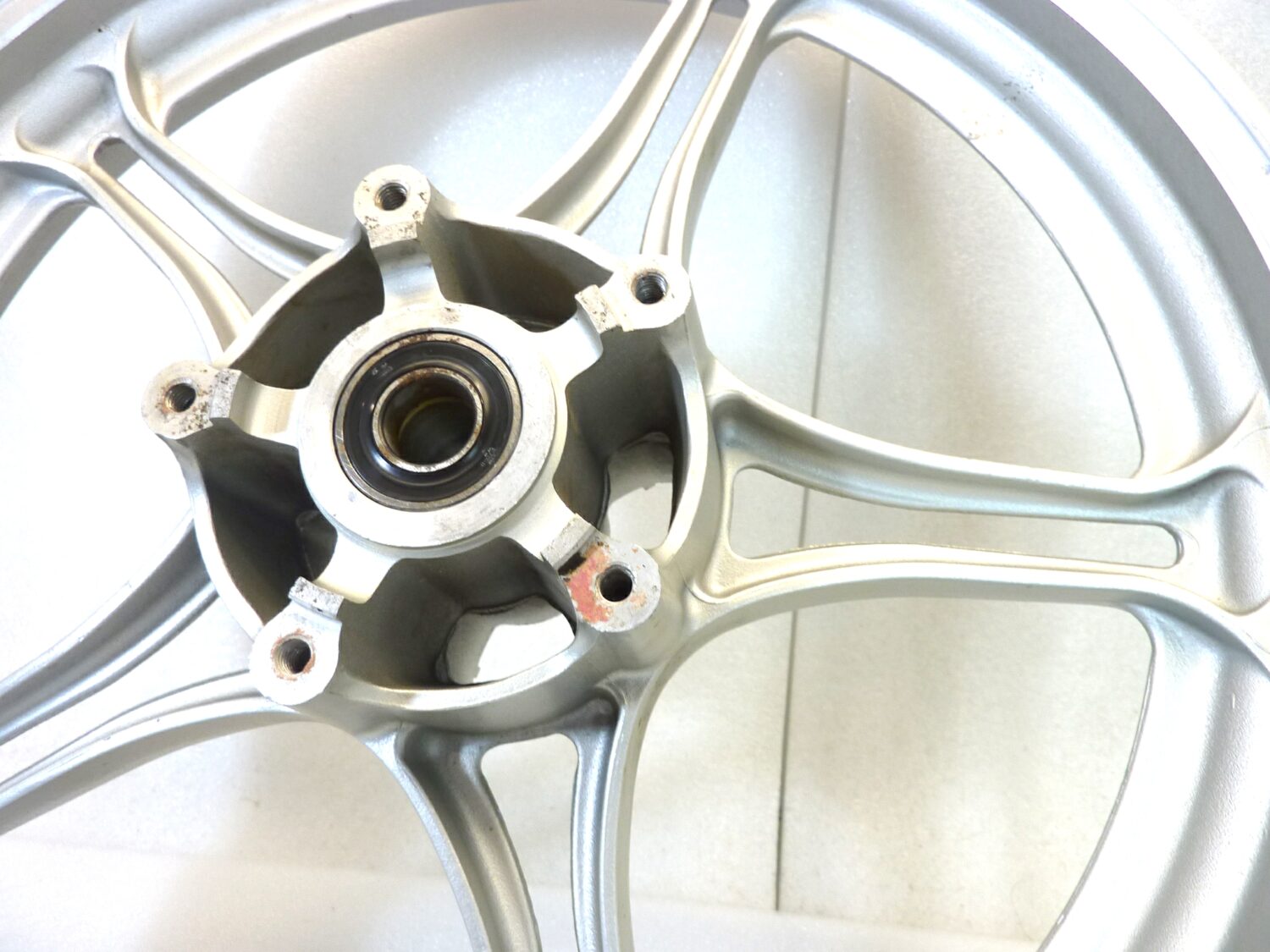 Cerchio anteriore Moto Guzzi Imola Lario 16 x 2,15 ruota - immagine 12