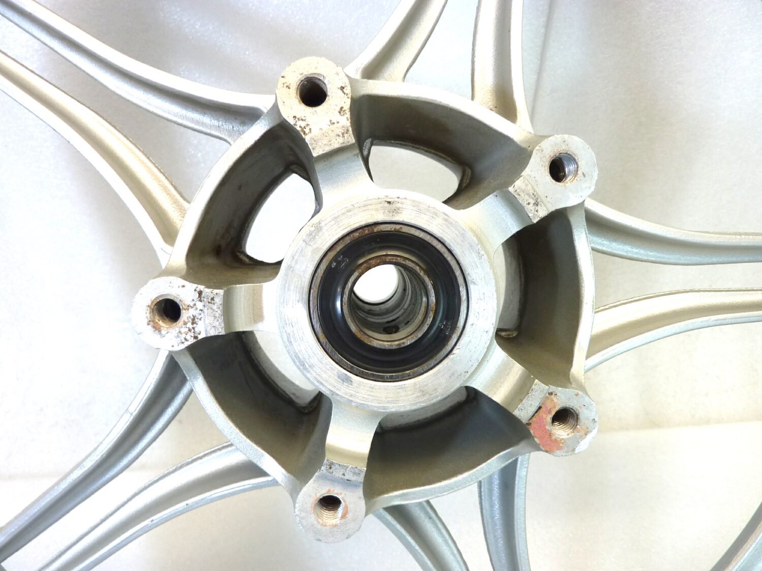 Cerchio anteriore Moto Guzzi Imola Lario 16 x 2,15 ruota - immagine 13