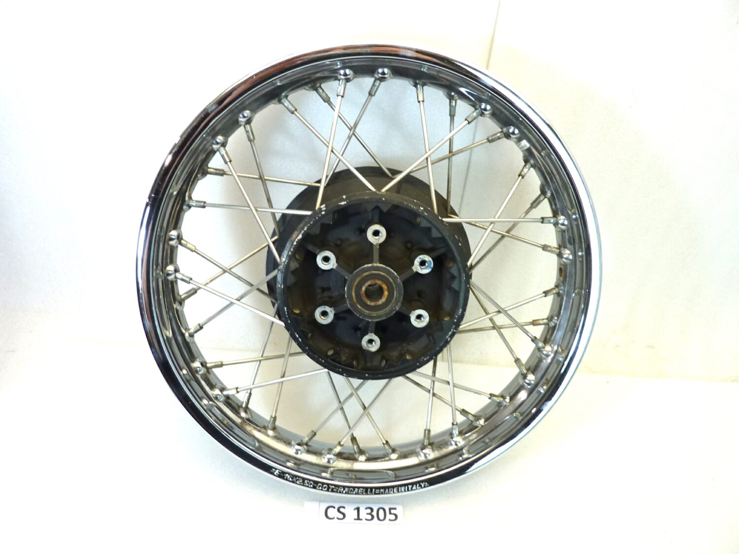 Cerchio posteriore Guzzi Nevada 750 1992 - 2002 mozzo nero Radaelli 16 x 2,5 ruota