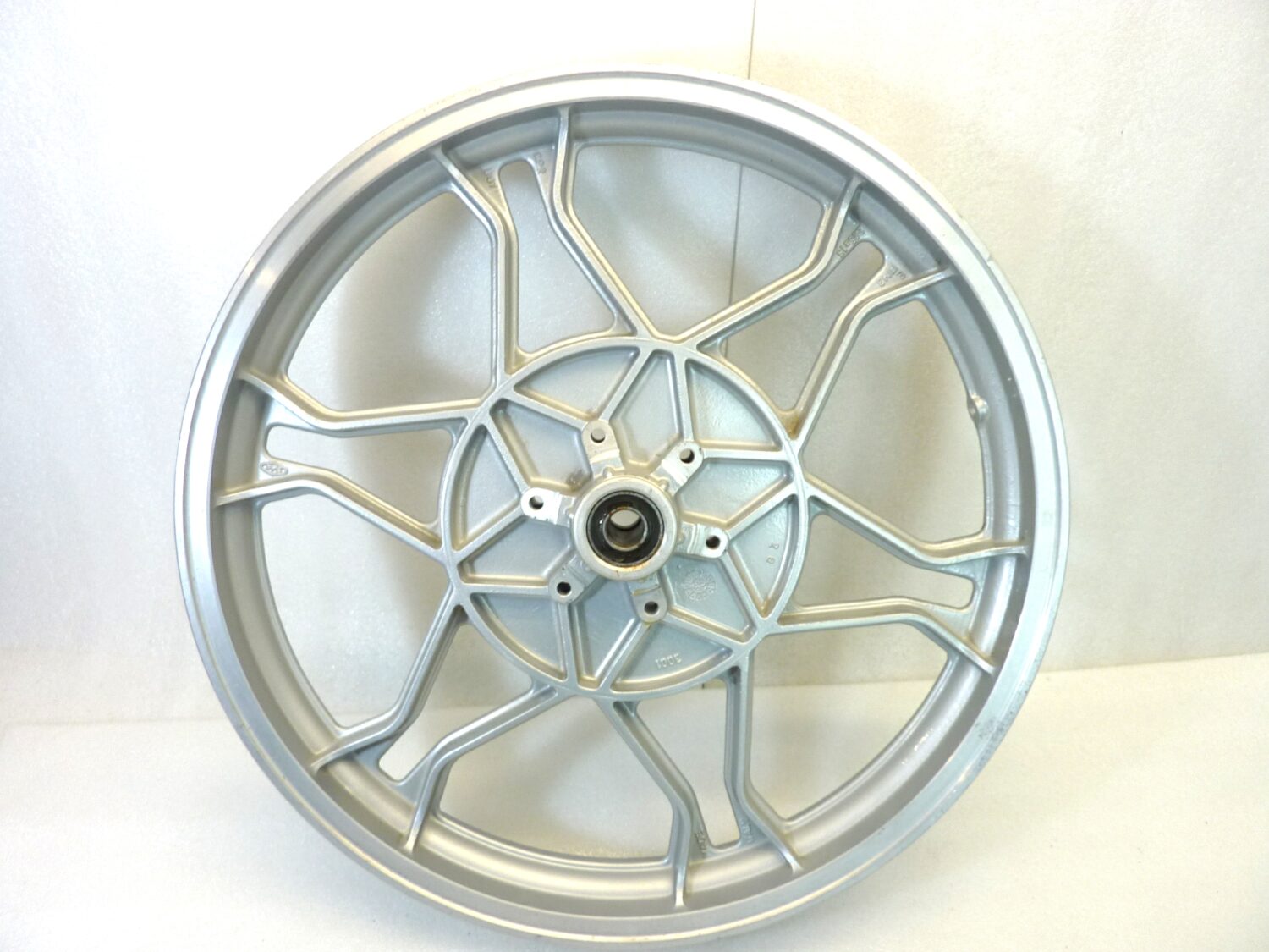 Cerchio anteriore Guzzi Le Mans 3 850 cod GU14610350 2,15 x 18 ruota - immagine 10
