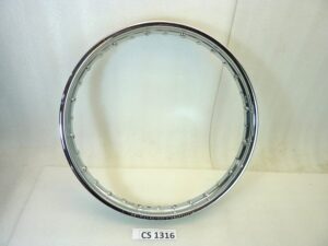 Cerchio moto epoca 17 x 1,60 32 fori canale esterno 58,6 mm interno 40,3 mm tipo Guzzi Galletto ruota Nuovo fondo di magazzino leggi descrizione