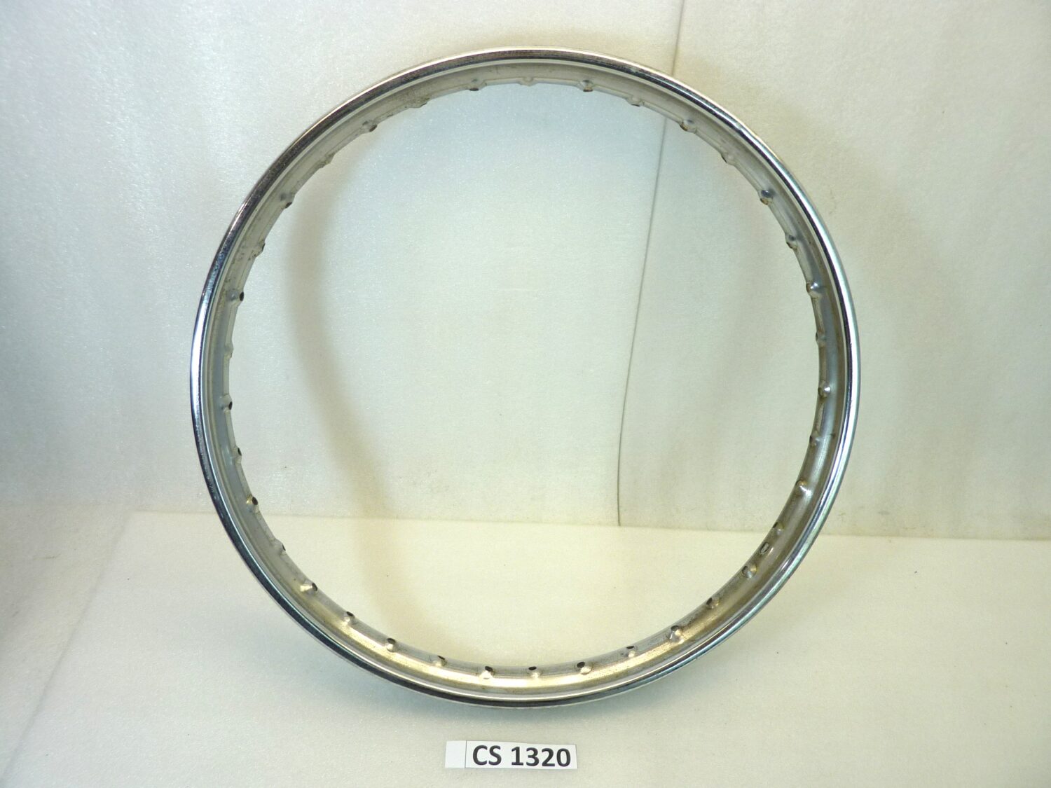 Cerchio moto epoca Radaelli 19 x 1,5 36 fori diam 505 mm canale esterno 54,9 mm interno 38 mm ruota