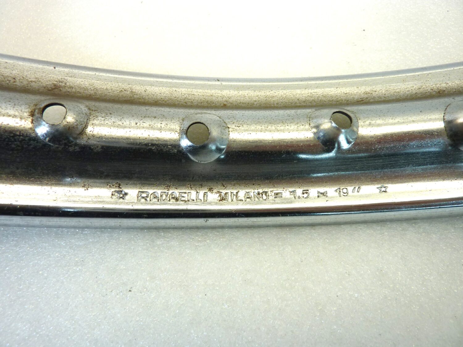 Cerchio moto epoca Radaelli 19 x 1,5 36 fori diam 505 mm canale esterno 54,9 mm interno 38 mm ruota - immagine 6