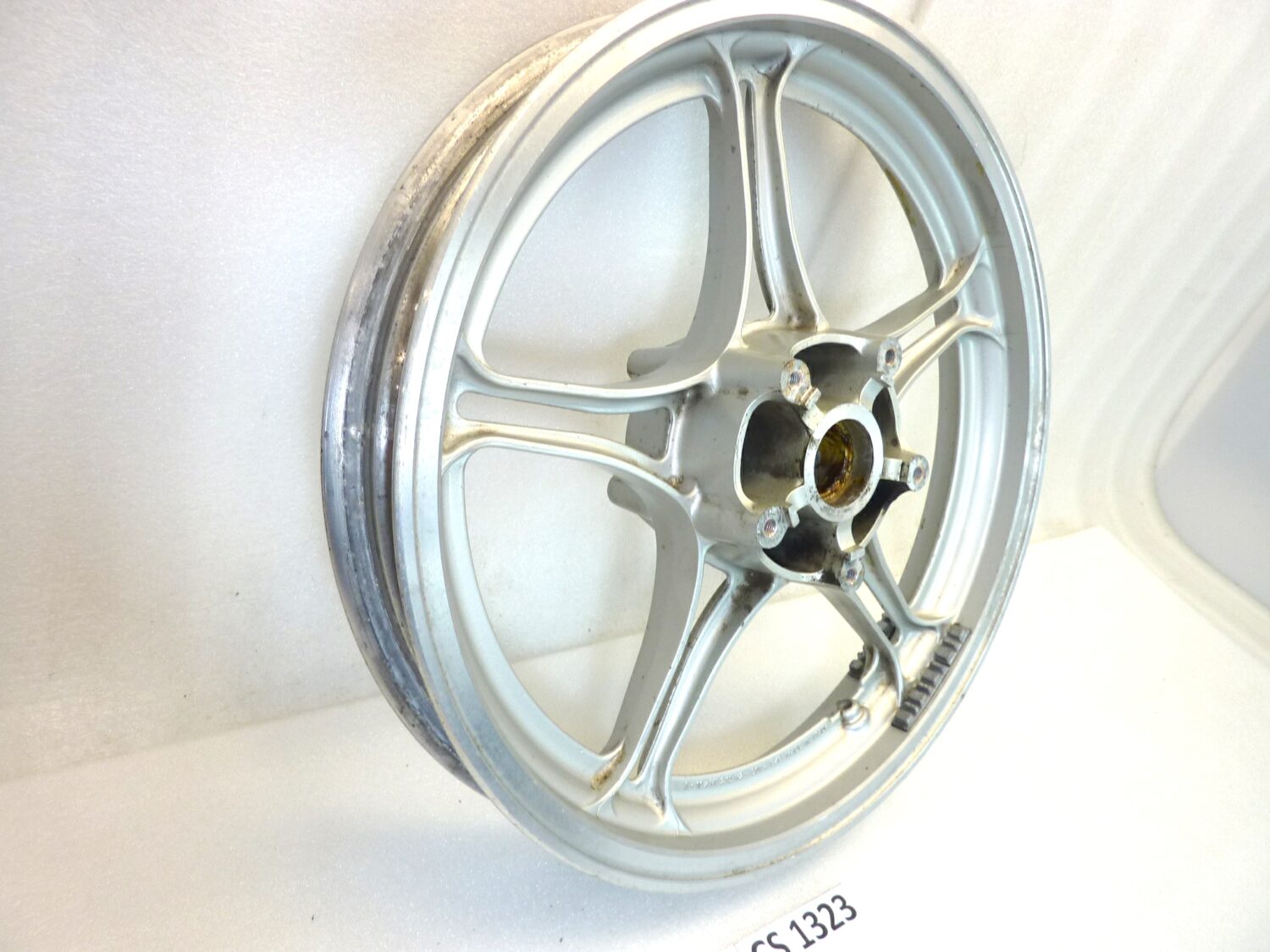 Cerchio anteriore Guzzi Imola Lario 16 x 2,15 ruota - immagine 2