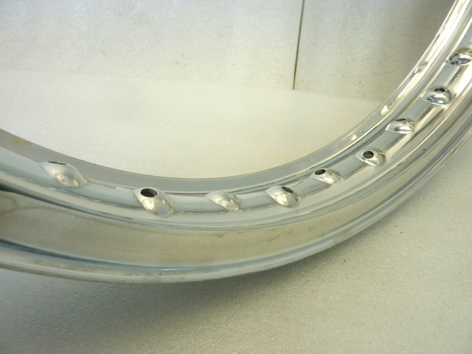 Cerchio moto epoca Akront 19 x 1,85 36 fori S 192 397 bordo H canale esterno 65,7 mm interno 48,7 mm alluminio ruota Nuovo fondo di magazzino leggi descrizione - immagine 12