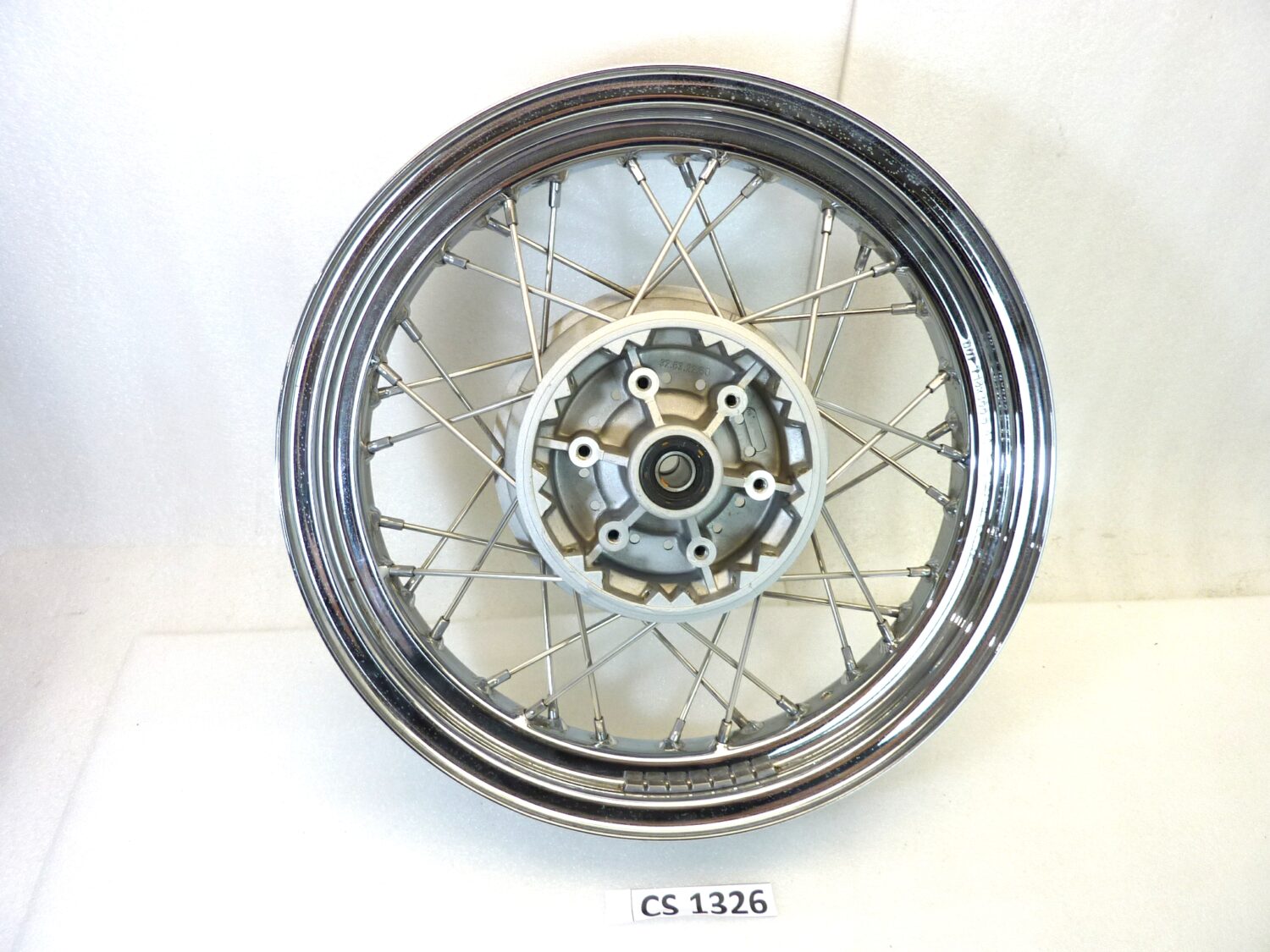 Cerchio posteriore Guzzi 750 Classic 2012 - 2013 16 x 3,00 cod 32630760 ruota