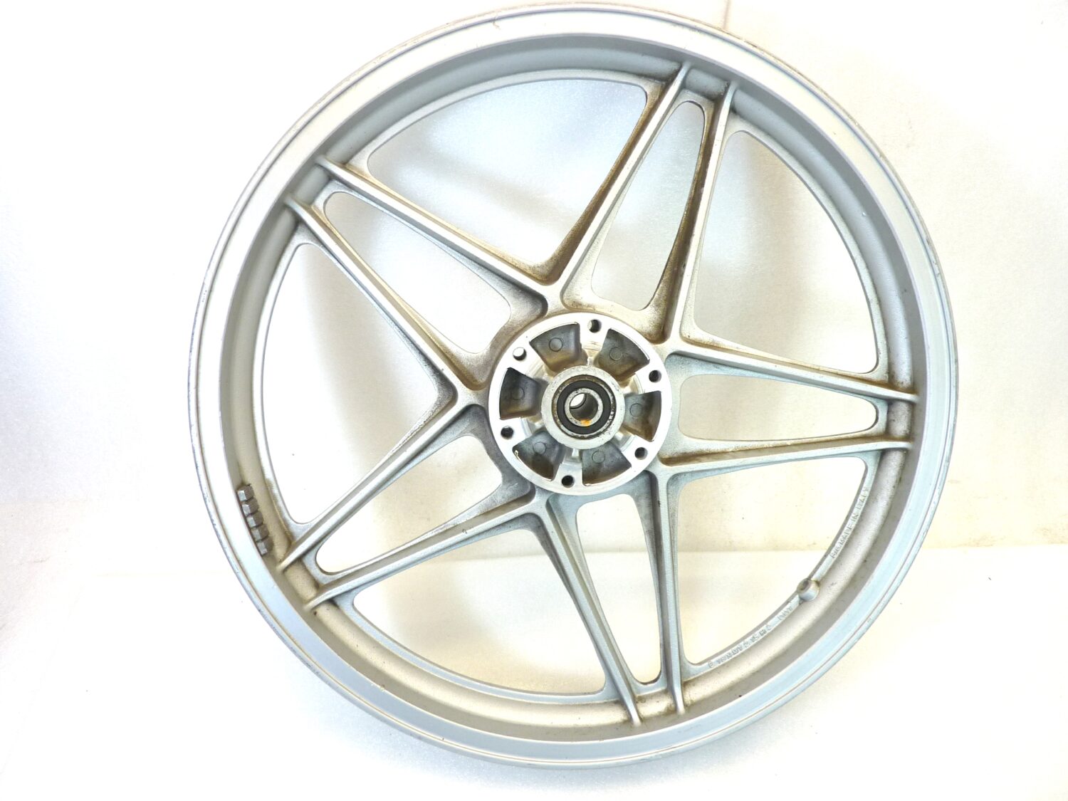 Cerchio anteriore Moto Guzzi V65 Custom 18 x 2,15 H2 ruota - immagine 11