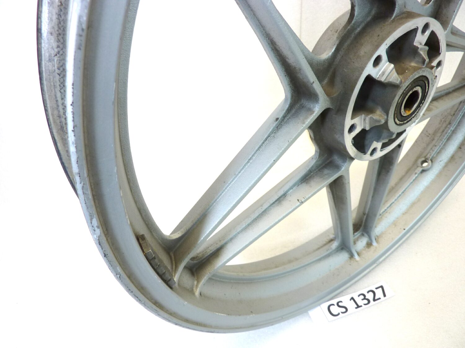 Cerchio anteriore Moto Guzzi V65 Custom 18 x 2,15 H2 ruota - immagine 14