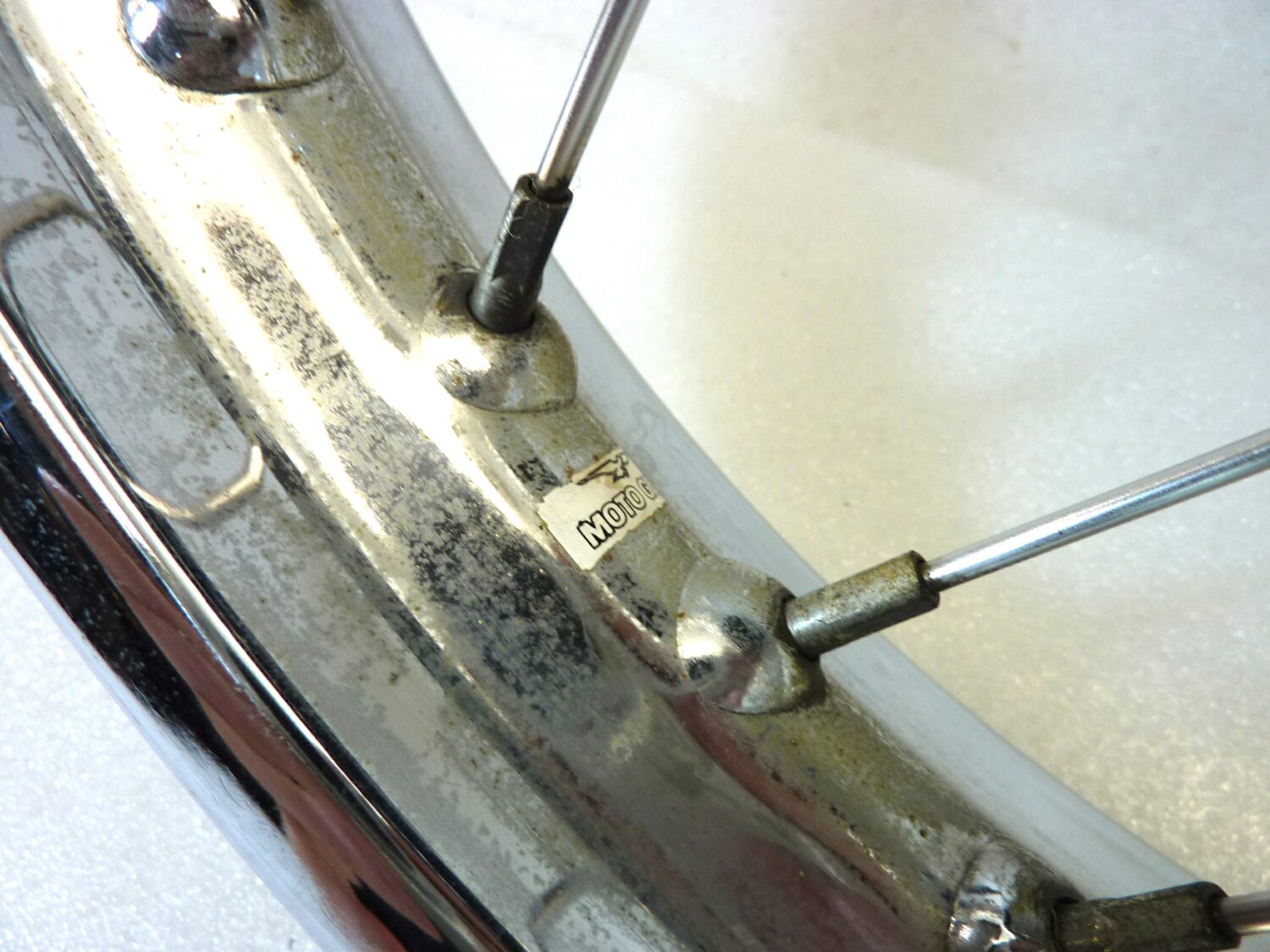 Cerchio anteriore Guzzi Nevada 350 prima serie Radaelli 18 x 2,15 ruota - immagine 5