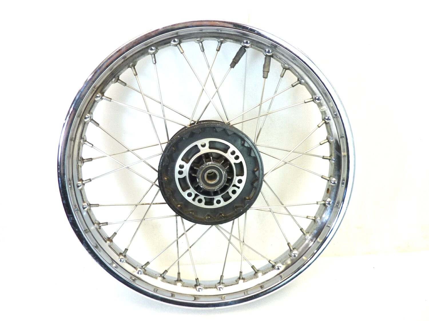 Cerchio anteriore Guzzi Nevada 350 prima serie Radaelli 18 x 2,15 ruota - immagine 10