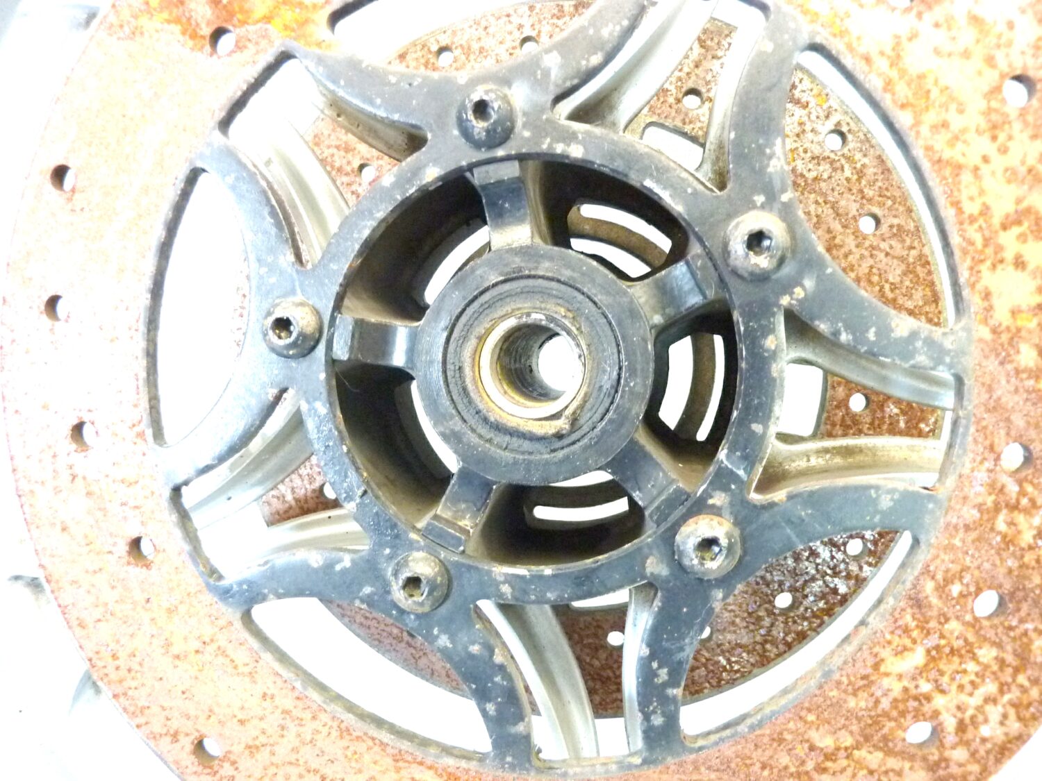 Cerchio anteriore Guzzi Imola Lario 16 x 2,15 ruota con dischi spessore 6,1 mm - immagine 9