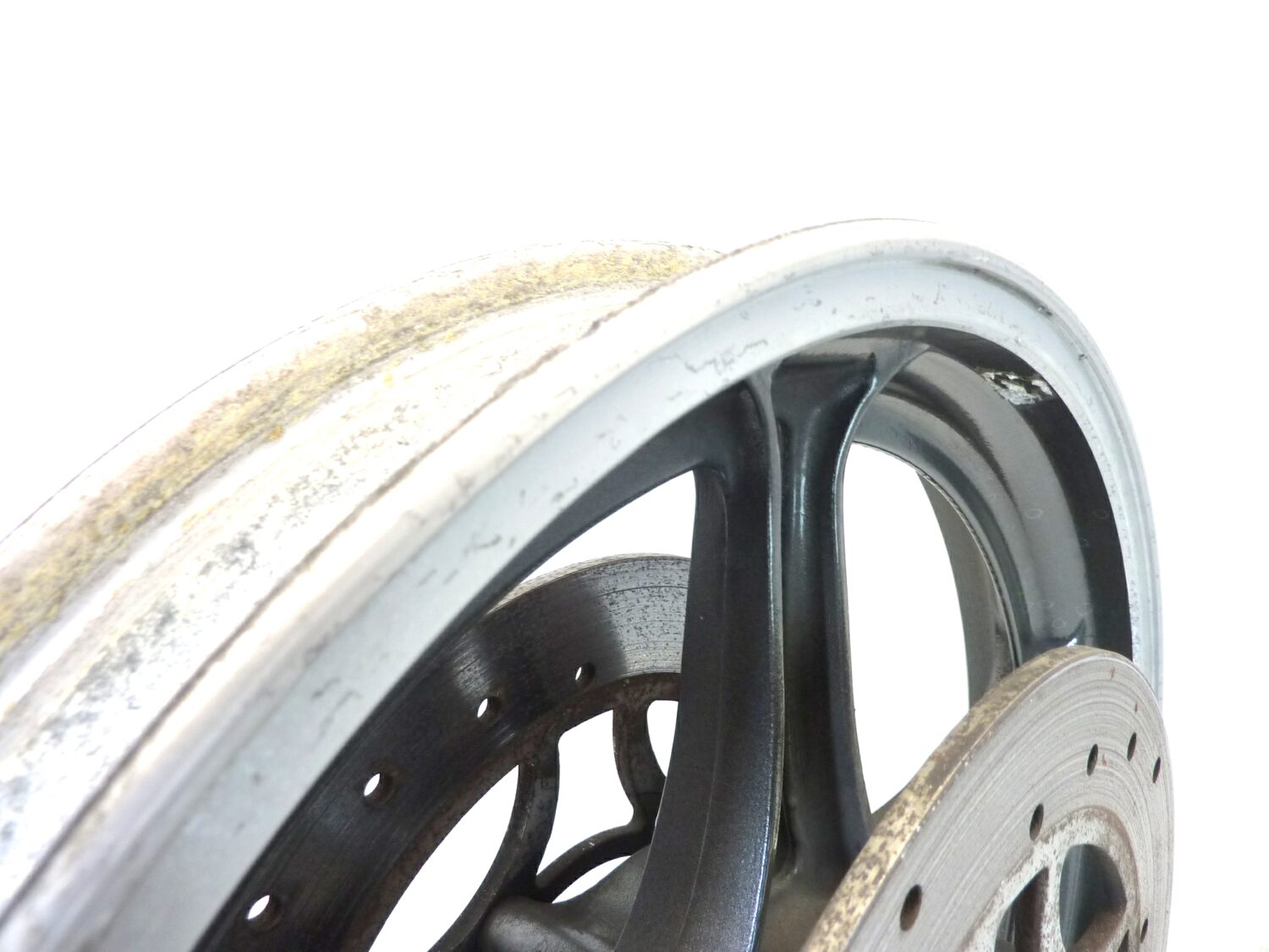 Cerchio anteriore Guzzi Imola Lario 16 x 2,15 ruota con dischi spessore 5,2 mm - immagine 6