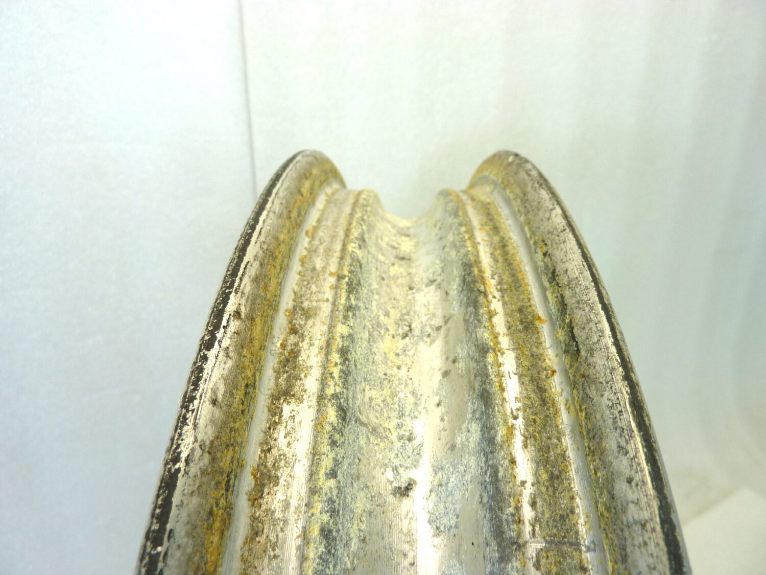 Cerchio anteriore Guzzi Imola Lario 16 x 2,15 ruota con dischi spessore 5,2 mm - immagine 8