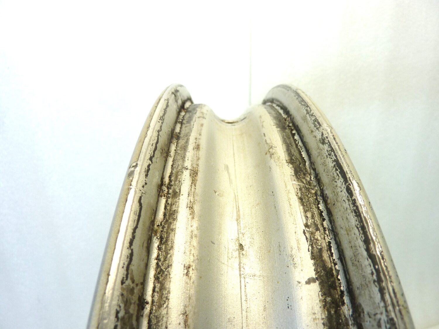 Cerchio posteriore Moto Guzzi V35 V50 18 x 2,15 ruota - immagine 8
