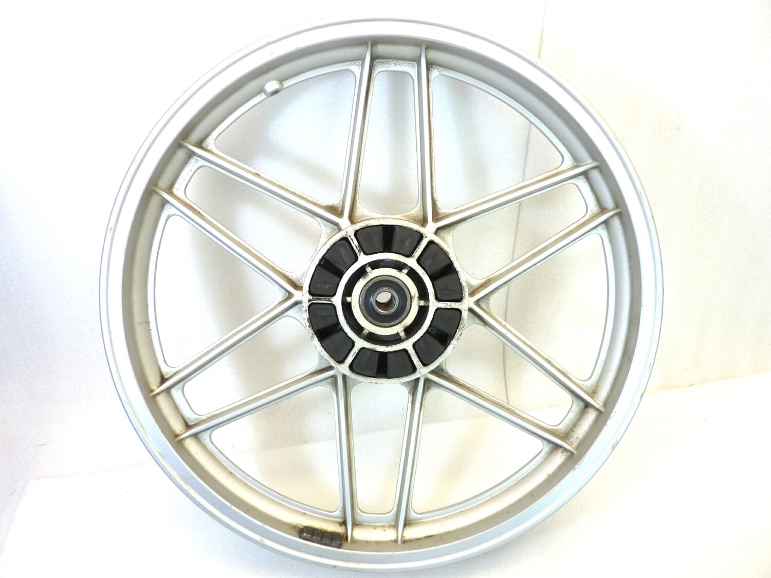 Cerchio posteriore Moto Guzzi V35 V50 18 x 2,15 ruota - immagine 9