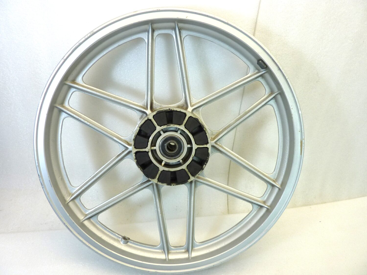 Cerchio posteriore Guzzi V35 V50 18 x 2,15 ruota - immagine 8