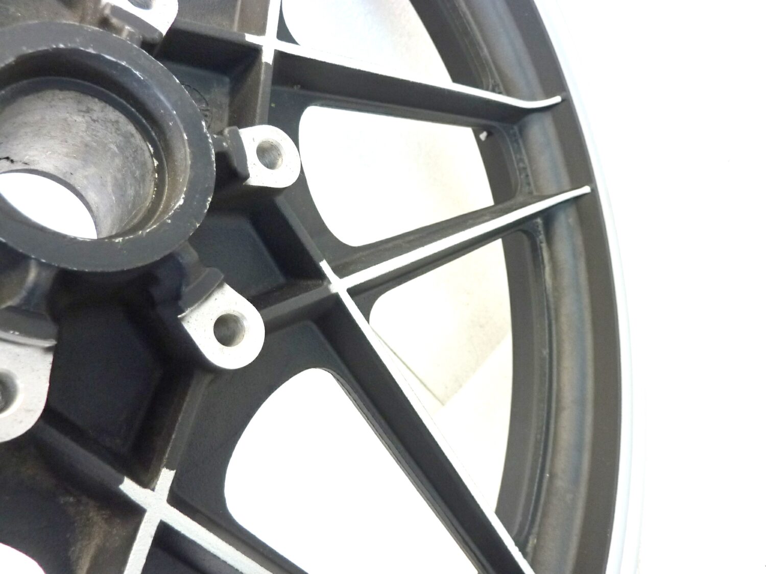 Cerchio anteriore Guzzi V35 V50 2 1,85 x 18 ruota Nuovo fondo di magazzino leggi descrizione - immagine 14