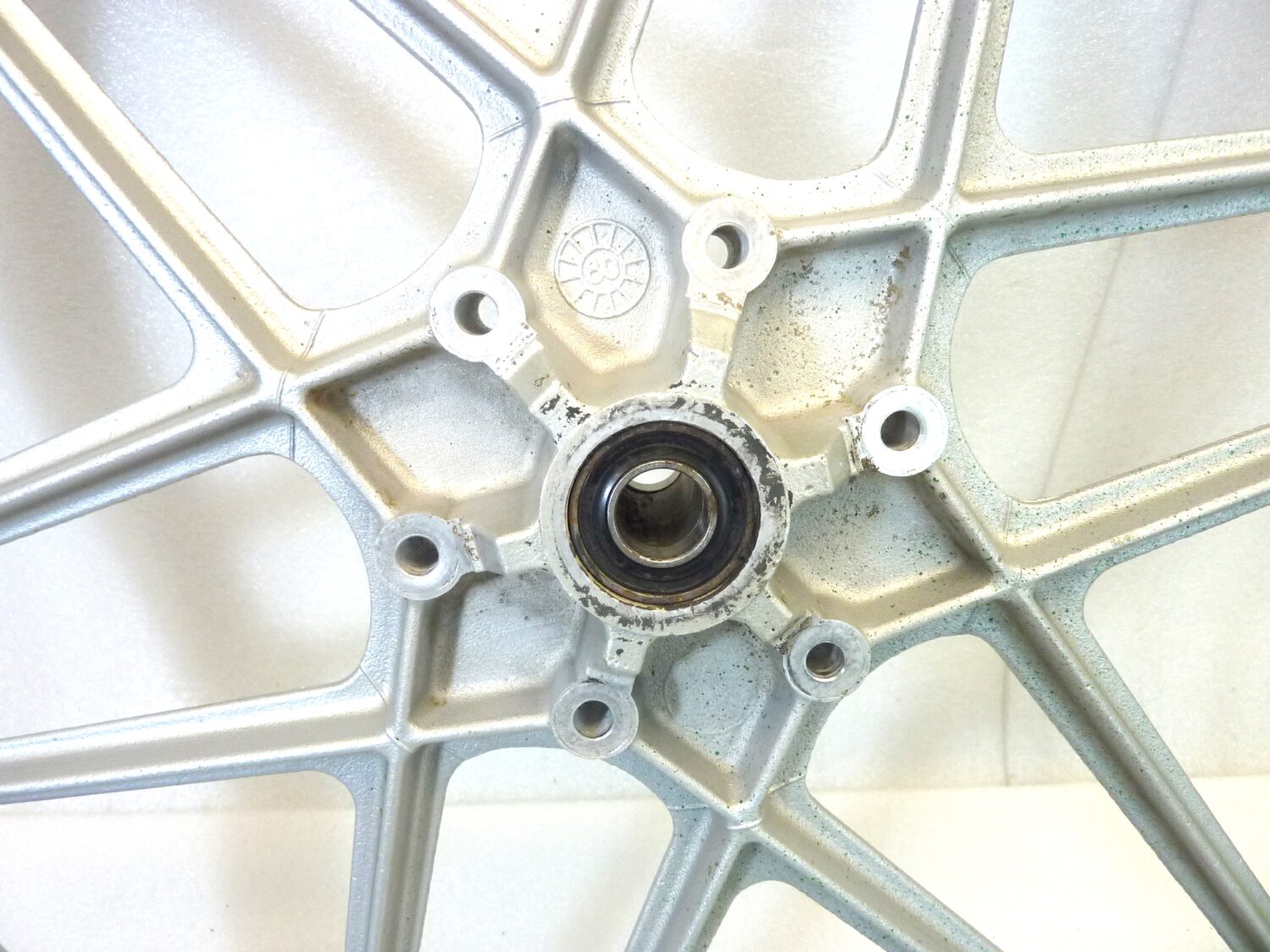Cerchio anteriore Moto Guzzi 125 2C 4T ruota - immagine 3