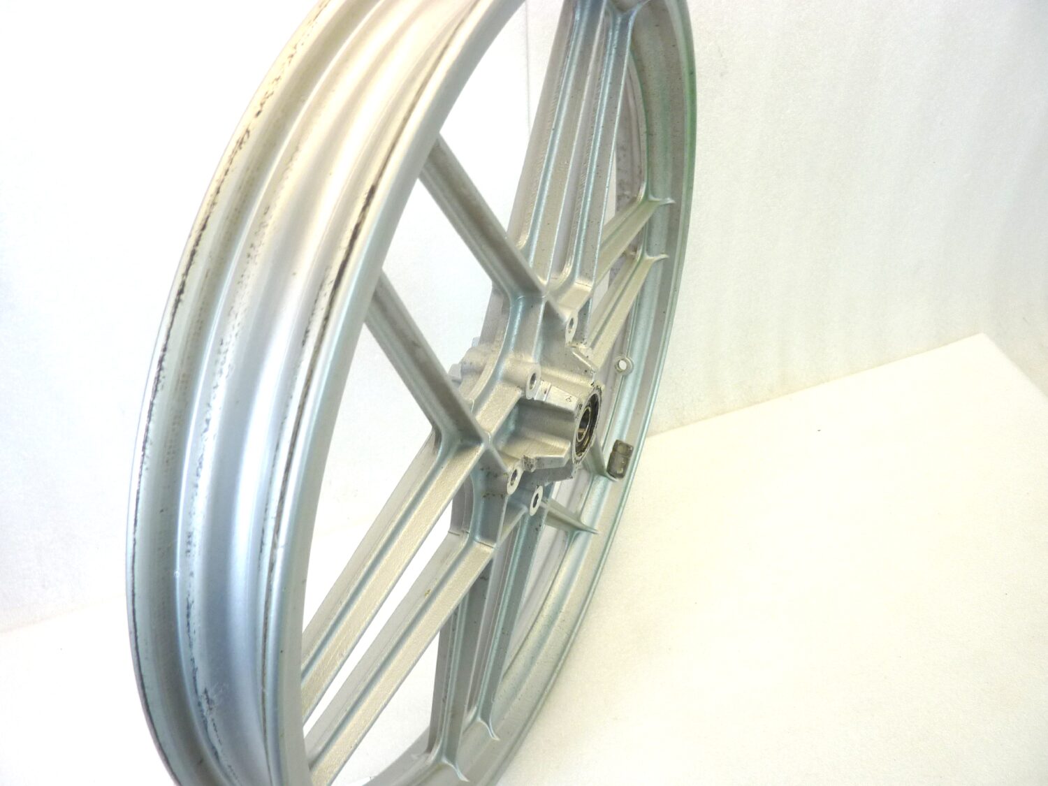 Cerchio anteriore Moto Guzzi 125 2C 4T ruota - immagine 5