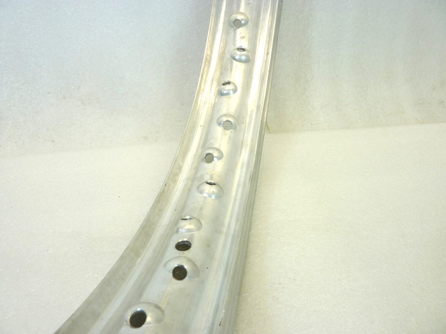 Cerchio anteriore Guzzi Borrani V7 850 GT 750 WM 2 1,85 x 18 40 RECORD - immagine 5