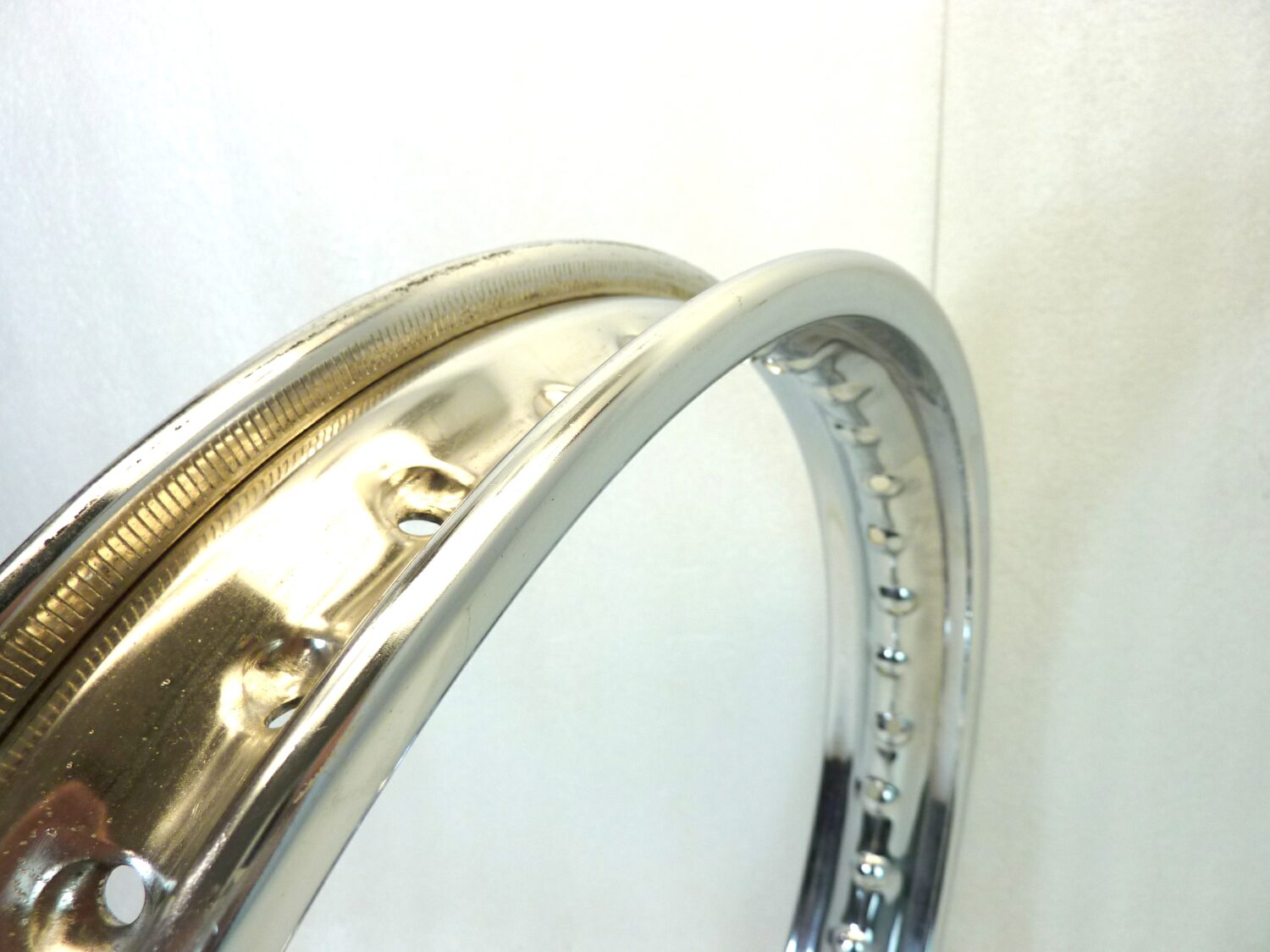 Cerchio Guzzi Nuovo Falcone Radaelli 18 x 2,15 36 fori Nuovo fondo di magazzino leggi descrizione - immagine 5