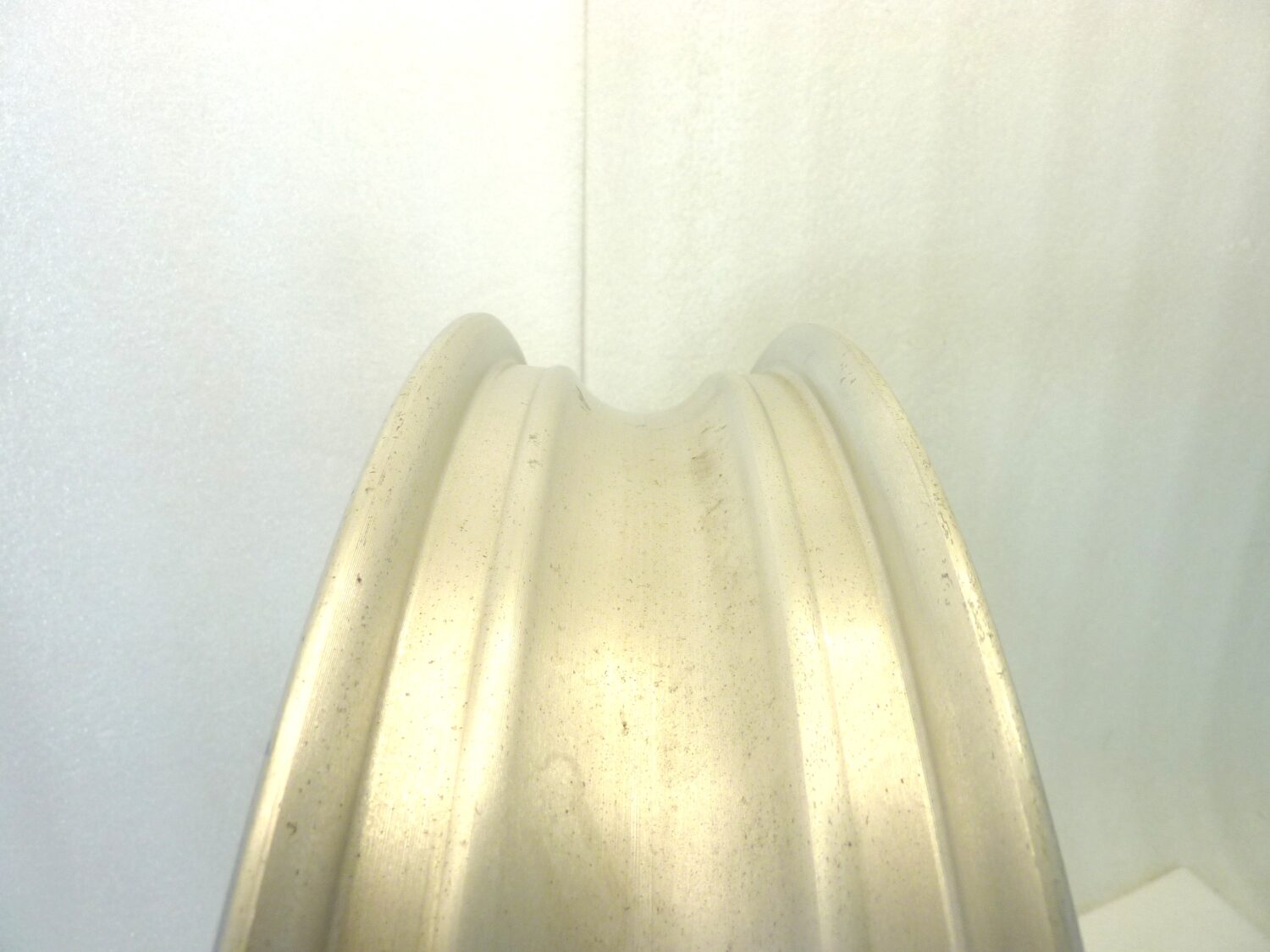 Cerchio posteriore Guzzi California 3 18 x MT 3,00 H2 cod 29630650 ruota Nuovo fondo di magazzino leggi descrizione - immagine 7